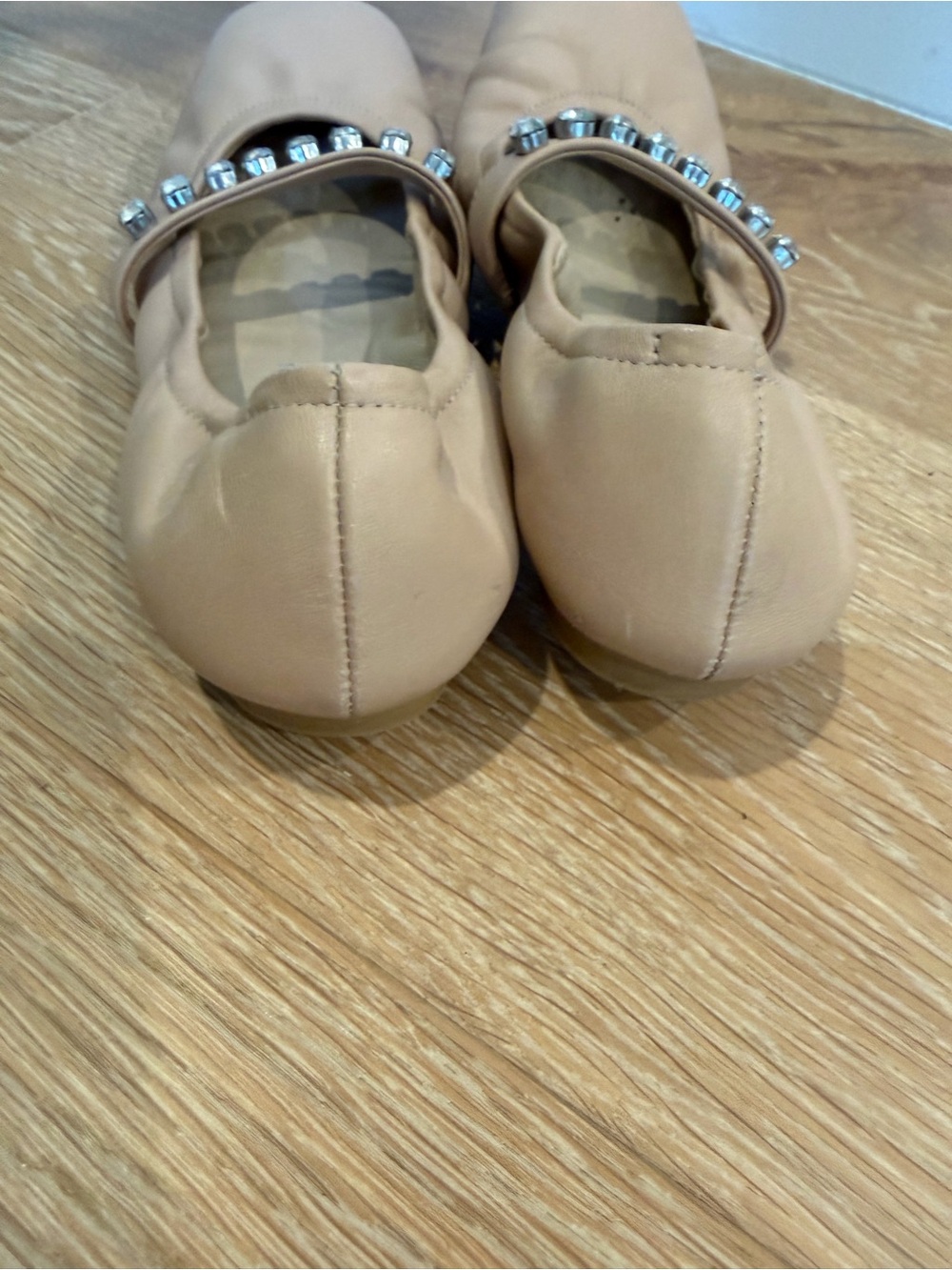 Stuart Weitzman • Goldie Nude Heels - Picture 11 of 13